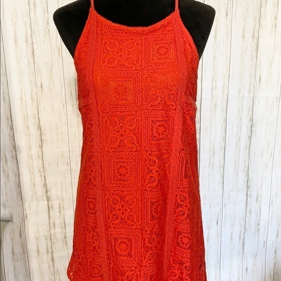FRANCESCA’S Miami halter lace dress size small - Picture 2 of 8